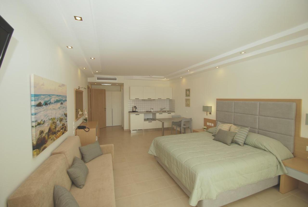Skiathos Premier Troulos Room photo